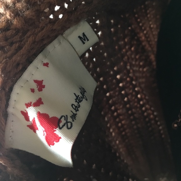 Sweater - Picture 4 of 4